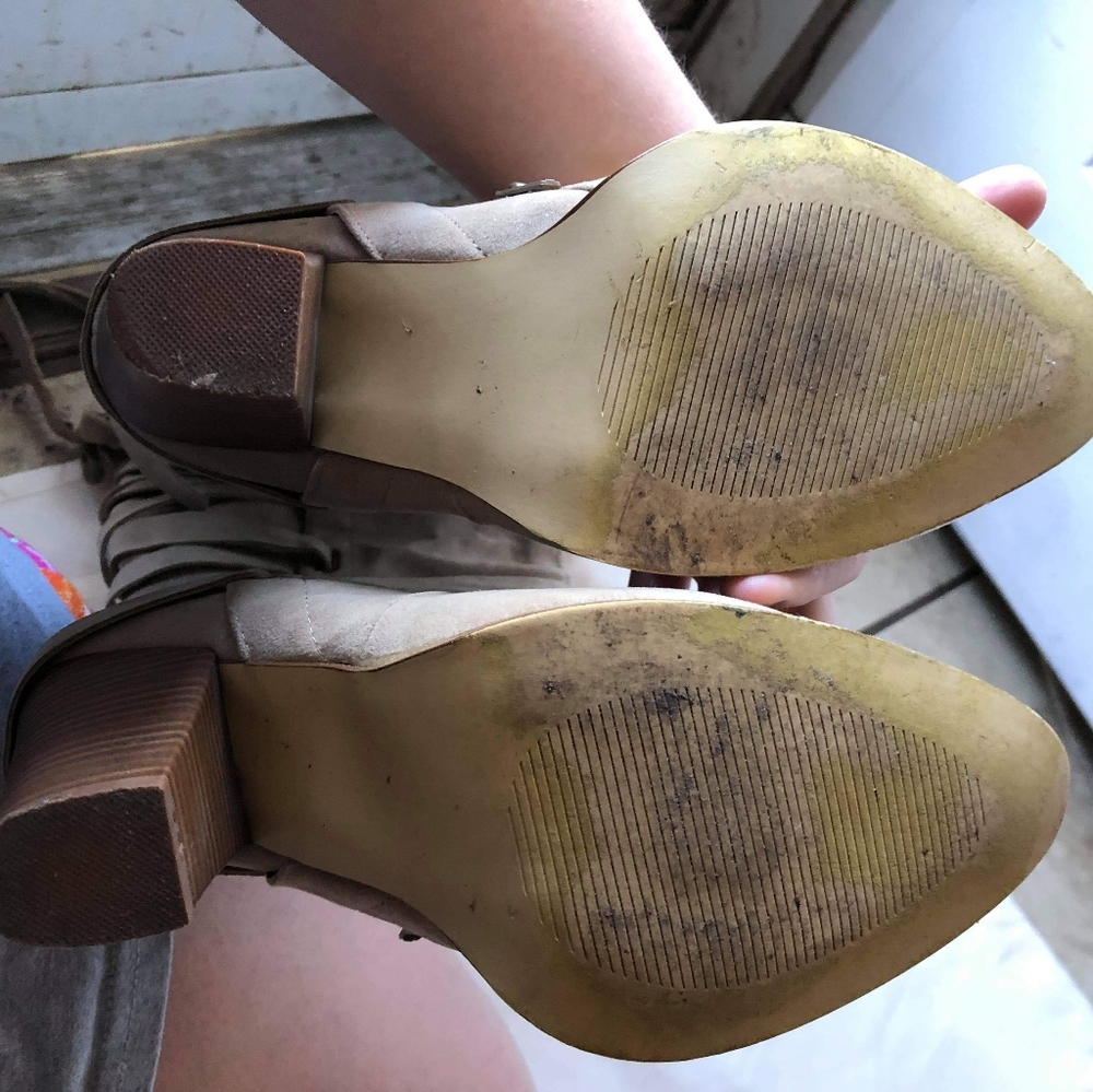 Tan Heeled Wide Calf Boots - Picture 5 of 7
